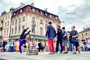 夺冠势不可挡！中国球队表现强势晋级淘汰赛